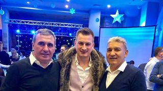 Imagini senzaţionale cu Gică Hagi dansând hora alături de tatăl Simonei Halep! Cei doi s-au dezlănţuit pe muzică machidonească! VIDEO