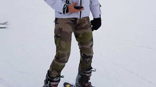 Faimosul Yamato Zaharia şi-a făcut de cap la munte alături de familie şi de prietenii săi