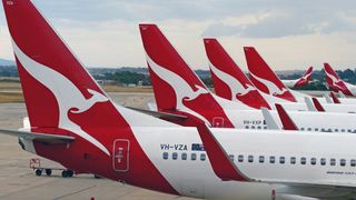 Tot mai multe companii aeriene interzic telefoanele Samsung Galaxy Note 7 la bordul aeronavelor