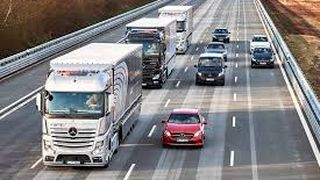 Patru producatori europeni de camioane ar putea primi cea mai mare amenda din istoria UE