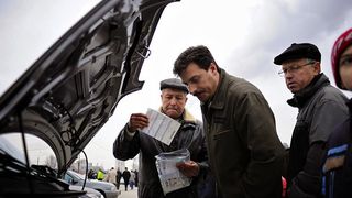 &bdquo;Romanilor le place sa fie mintiti cand isi cumpara masina&rdquo;. Ponturi de la un SAMSAR ca sa iti dai seama dacă masina are kilometrajul modificat