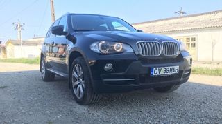 Cel mai tare anunt de vanzare de pe net! "Vand X5. Din el se vede lumea de sus. Masina pentru barbati adevarati, cum le place femeilor!"