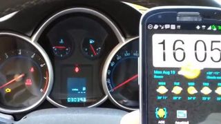 La ce trebuie sa ia grija cand iti cumperi o masina second-hand! Kilometrajul se poate modifica si de pe smartphone