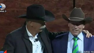 Ce masina si-a ales Arnold Schwarzenegger de la Salonul auto de la Detroit! Bolidul de lux este unic