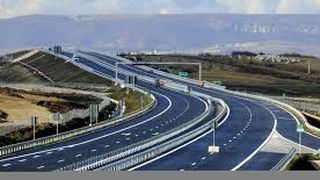 Inca un tronson din autostrada Transilvania a fost contractat. Cand va fi gata portiunea de drum dintre Nadaselu si Mihaiesti