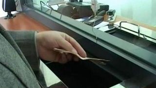 Se schimba legea creditelor! Daca vreti sa imprumutati bani de la banci sau de la alte institutii trebuie sa stiti aceste reguli