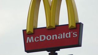 McDonalds deschide primul restaurant fara burgeri si cartofi prajiti. Unde este si ce preparate serveste