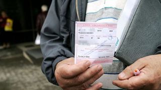 Reprezentantii FMI recomanda Guvernului sa amane cresterea punctului de pensie. Specialistii spun ca bugetul nu poate suporta noi reduceri de taxe si impozite