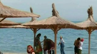 Hotelierii vor sa dea lovitura cu incasarile inca de pe 1 Mai. Cat costa trei nopti de cazare in statiunea Mamaia