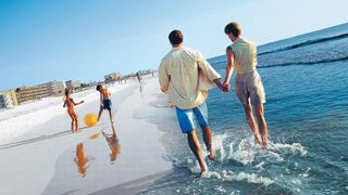 Ministrul Turismului: Voucherele de vacanta trebuie acordate in perioada 1 iulie 2017 - 30 noiembrie 2018