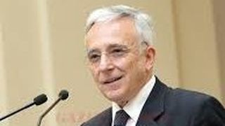 Mugur Isarescu la conferinta de prezentare a Raportului BNR pe anul trecut: "Nici macar nu ne-a trecut prin cap sa jucam aurul la pacanele"