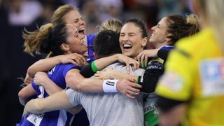 Tripla istorica pentru CSM Bucuresti. Handbalistele au cucerit si Cupa Romaniei