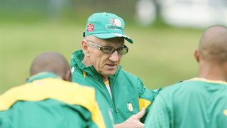 Antrenorul roman, Ted Dumitru, a murit! I s-a facut rau intr-un mall si s-a prabusit in fata oamenilor!