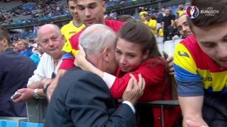 Fiica lui Anghel Iordanescu a trait intens meciul cu Franta: "Am izbucnit in plans cand tata a venit si m-a luat in brate"