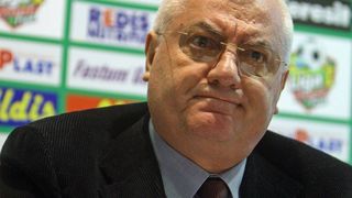 Instanta l-a condamnat pe Mitica Dragomir, fostul presedinte al LPF, la sapte ani de inchisoare