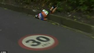 Grav accident la JO de la Rio. O ciclista se afla la terapie intensiva, dupa ce s-a lovit cu capul de o bordura