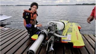 Campionul mondial in cursele de barci de mare viteza a murit in timpul unei competitii