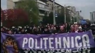 Arad: Violente pe strada inainte de meciul UTA - ASU Poli Timisoara. Un suporter a ajuns la spital