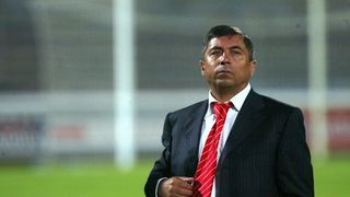 Scandalul urias pe care il avea Vasile Turcu in lumea fotbalului! Afaceristul care acum se zbate intre viata si moarte se razboia prin tribunale cu antrenorul Mircea Rednic de aproape doi ani