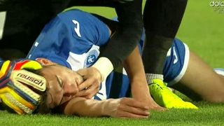 Scene de groaza la meciul FCSB. Un fotbalist s-a prabusit pe teren, iar sora lui a lesinat in tribune