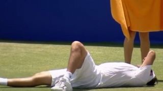 Un tenismen a fost la un pas de tragedie din cauza caniculei.