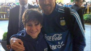 Gestul lui Messi a induiosat o lume intreaga! Dupa asta, baietelul a plecat cu lacrimi in ochi