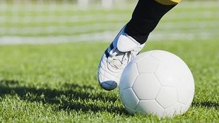 Tragedie in sport! Un fotbalist de 27 de ani a fost impuscat in timpul cantonamentului