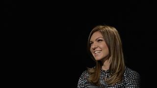 Simona Halep a primit trofeul pentru numarul 1 mondial: E greu, parca are 10 kilograme