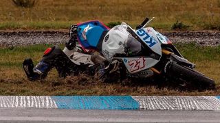 Catalin Cazacu a prins podiumul la Serres, Grecia, cu toate ca a cazut cu motocicleta in calificari!