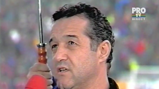 De nerecunoscut! Iata cum se comporta Gigi Becali intr-unul din primele interviuri, in calitate de finantator al Stelei. S-a intamplat in urma cu 17 ani