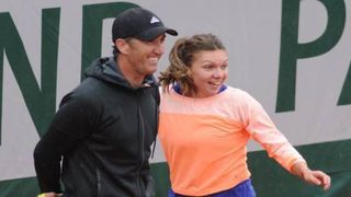 Darren Cahill a castigat 1,3 milioane dolari ca jucator de tenis! Cu cat il plateste acum Simona Halep?