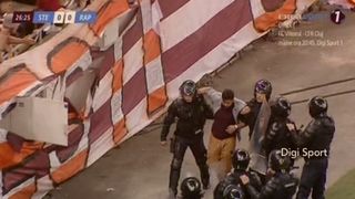 Sanctiuni dure după incidentele de pe Arena Nationala, de la meciul dintre Steaua şi Rapid! Amenzi usturatoare si interdictie pe stadion pentru 57 de huligani