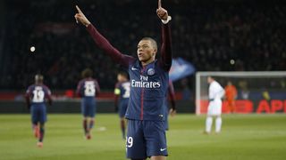 Povestea care a incins internetul! Celebrul fotbalist francez Mbappe, amor cu o printesa de Monaco