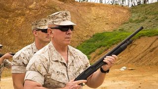 Un colonel a abuzat sexual fetita de 6 ani a unui subaltern de-al sau