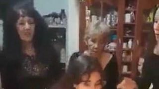 Petrecere aniversara cu final tragic. O fetita a luat foc din cauza unui gest facut de invitati