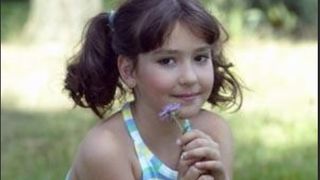 O mai tii pe Bianca din „Numai iubirea”? Acum e o femeie in toata regula. Cum arata barbatul de care s-a indragostit