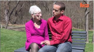 Are 31 de ani si se iubeste cu o femeie care i-ar putea fi strabunica. Motivul pentru care acest tanar a avut doar iubite trecute de 60 de ani