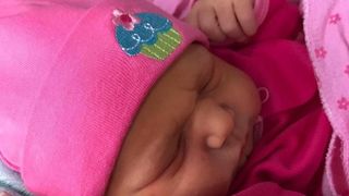 Si-au lasat bebelusul sa moara din cauza icterului pentru ca "Dumnezeu nu face greseli!"