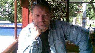 Sotia unui celebru cascador roman, in stare grava la spital. Ce i-au facut acesteia in plina strada este cumplit