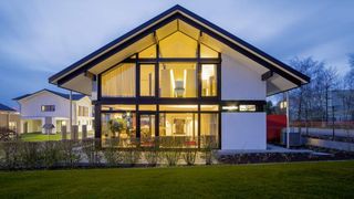 Un investitor roman vrea sa construiasca locuinte "Made in Germany", in nordul Capitalei. Pretul unei case poate sa ajunga pana la un milion de euro