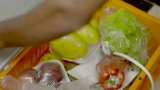 Fructele si legumele din export ne pot pune sanatatea in pericol! Iata insa cum putem manca sanatos, de la producatorii locali!