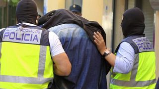 Un rom&acirc;n din Spania a fost condamnat la 112 ani de &icirc;nchisoare după ce și-a violat fiicele și le-a lăsat &icirc;nsărcinate