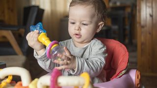 Mare atenție, părinți! Premergatoarele  &icirc;n care mulți au &icirc;nvățat să meargă, sunt un pericol real!