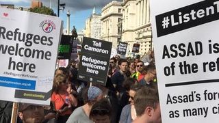 Guvernul britanic va publica un document privind politica de imigraţie. Ce se va &icirc;nt&acirc;mpla cu rom&acirc;nii din Marea Britanie. Vestea dată de Theresa May