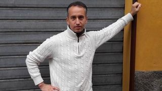 Un italian a ajuns să doarmă în garaj după ce o familie de români s-a mutat ilegal în apartamentul său