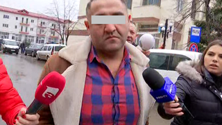 El este bărbatul care și-a snopit &icirc;n bătaie iubita &icirc;ntr-o spălătorie din Domnești! Ce a făcut &icirc;nainte de a ajunge la audieri e REVOLTĂTOR!
