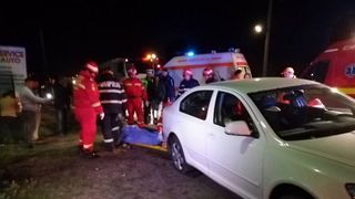 Sfarsit groaznic! O femeie care se intorcea cu vaca de la pascut, a murit cu capul strivit sub o masina