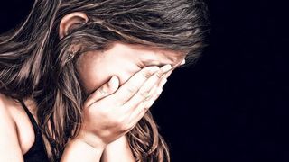 Un cuplu de romani socheaza Franta! Si-au obligat cumnata sa cerseasca. E inuman cum ii tratau pe cei cinci copii ai femeii