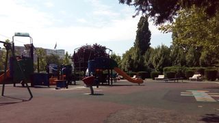 Crima oribila! O adolescenta de 15 ani a ucis o fetita de 7 ani si a incercat sa ii dea capul in leagan