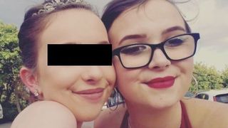 O adolescenta de 16 ani a murit din cauza sindromului Rapunzel